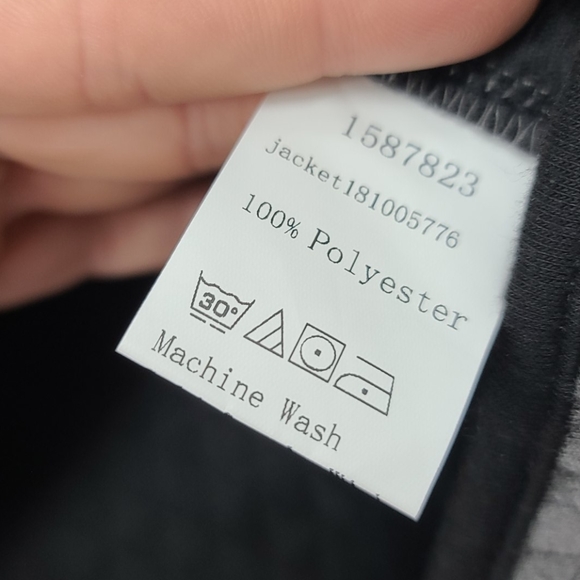 Shein gray quilted vest with black piping. Size m - Picture 4 of 4